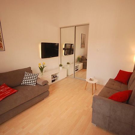 Nowy Apartament Wilcza Varsavia Esterno foto