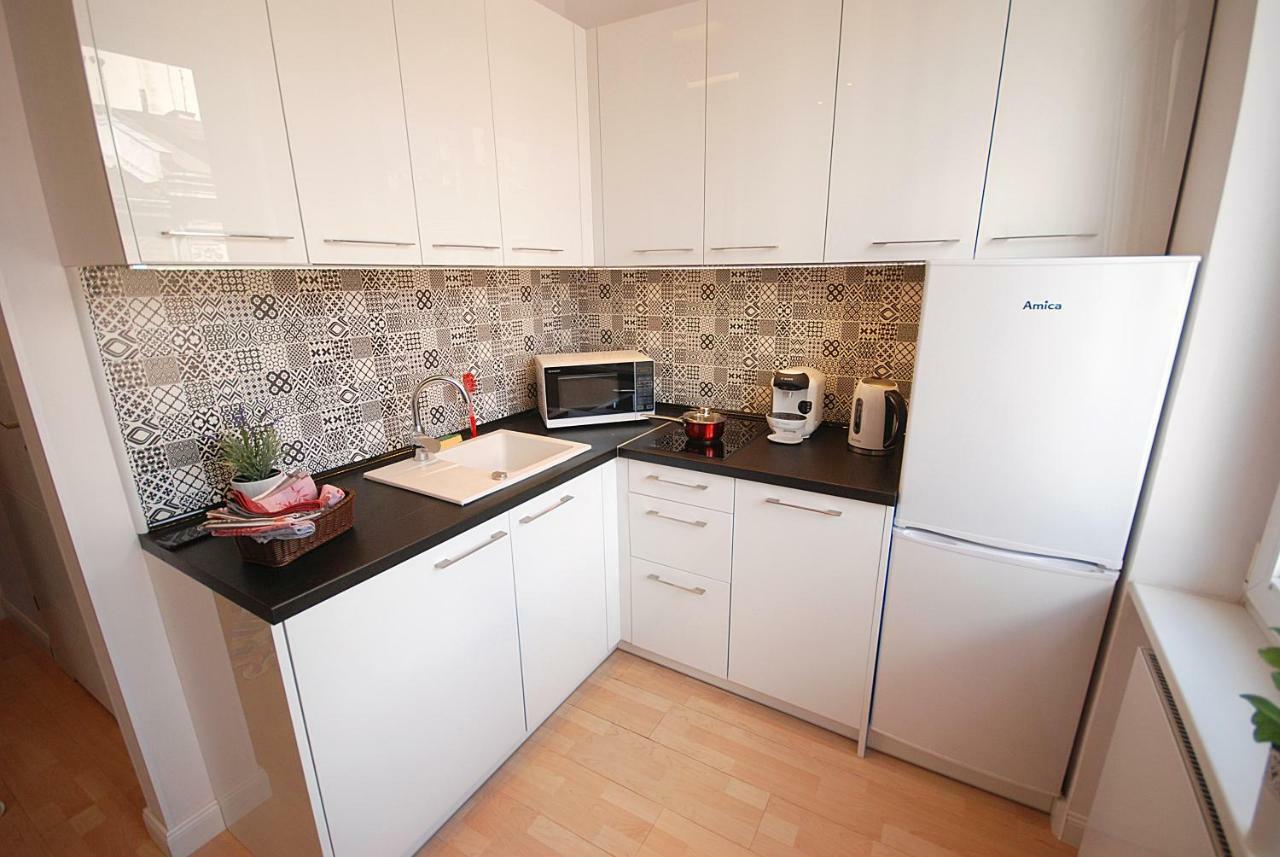 Nowy Apartament Wilcza Varsavia Esterno foto
