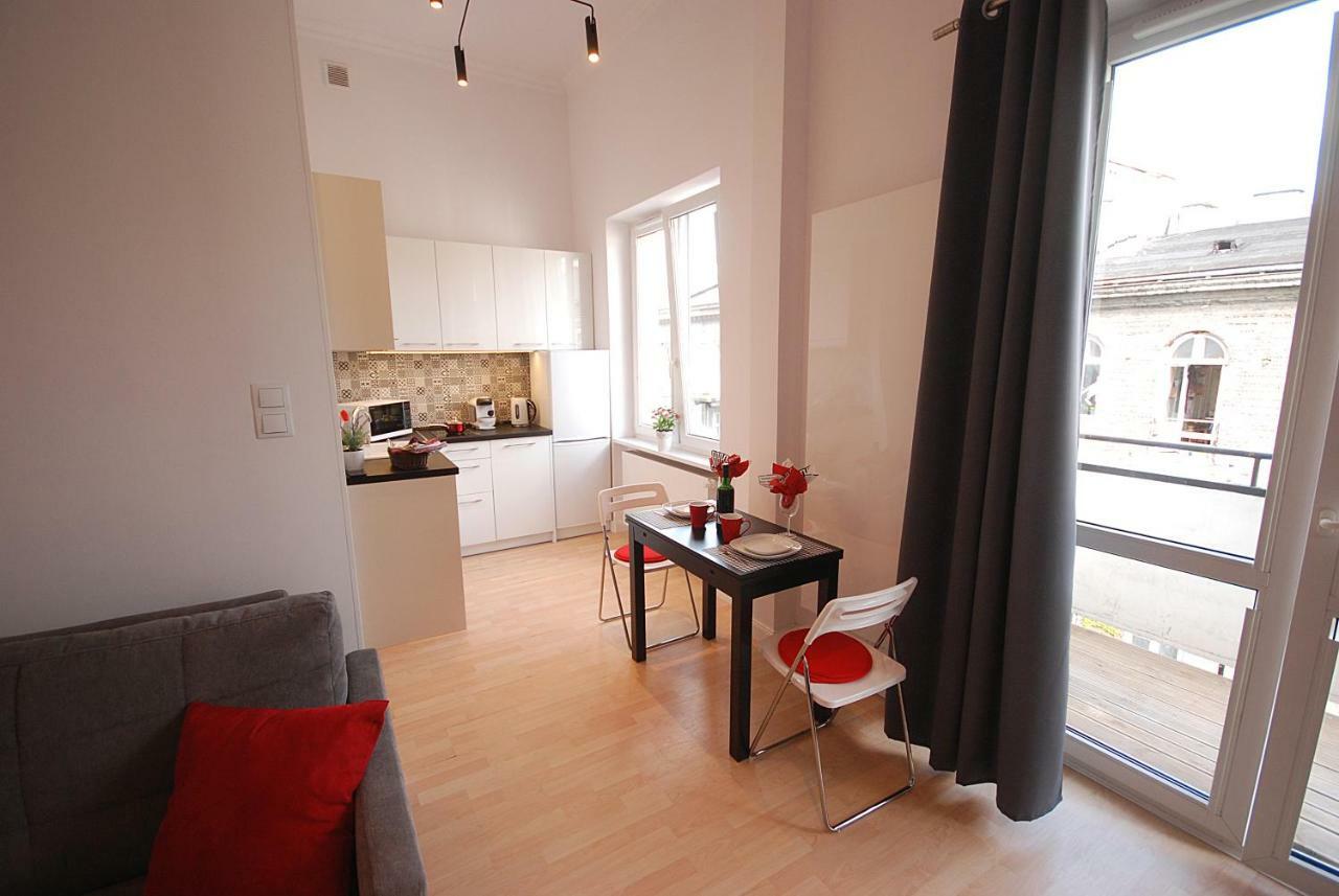 Nowy Apartament Wilcza Varsavia Esterno foto